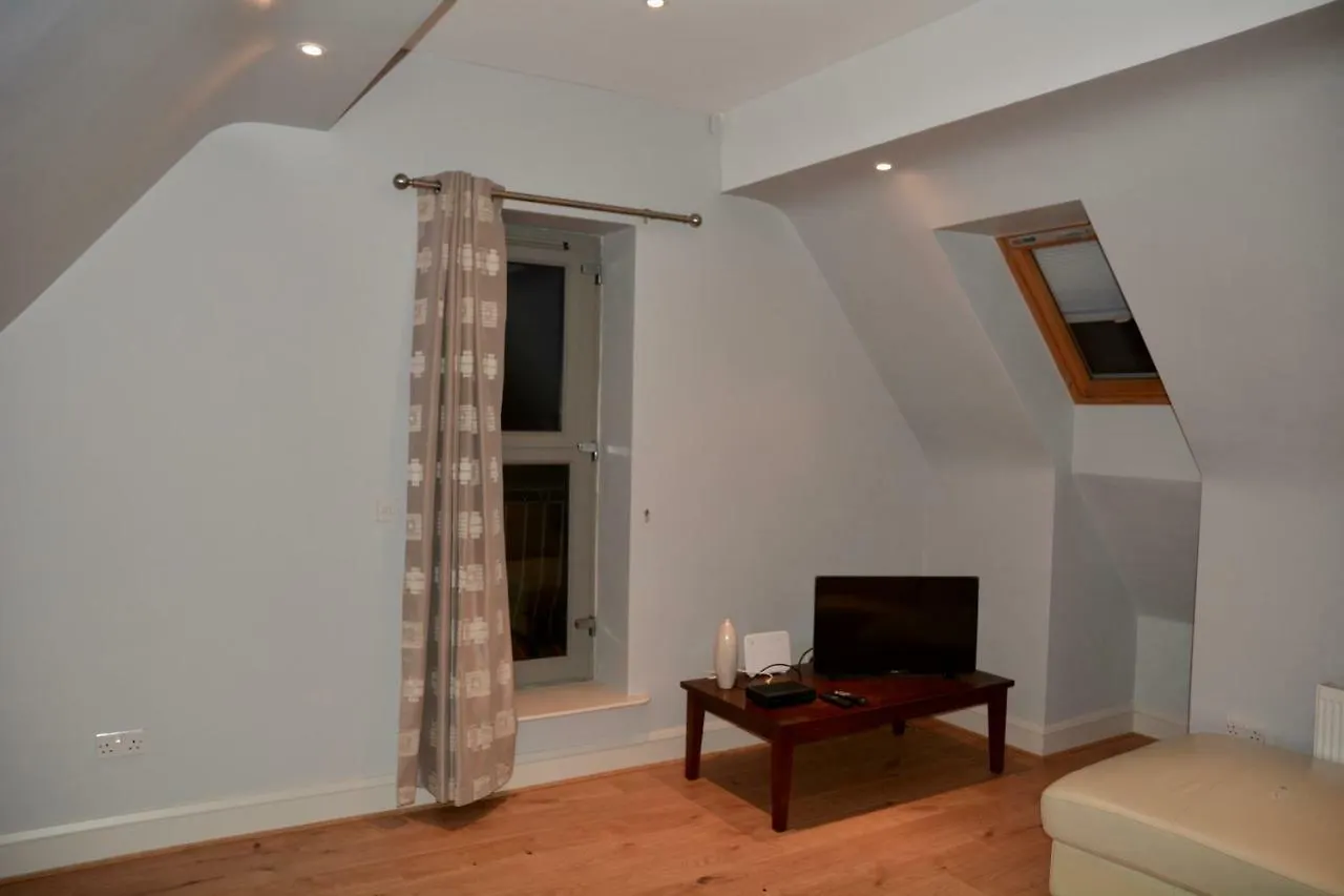 Apartment 3, Oakleigh House, Donnybrook Hill, Douglas Cork Ireland